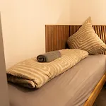 New 2-3 With Parking Near Train Station & Casino Lubeck