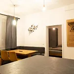 New 2-3 With Parking Near Train Station & Casino Apartment Lubeck