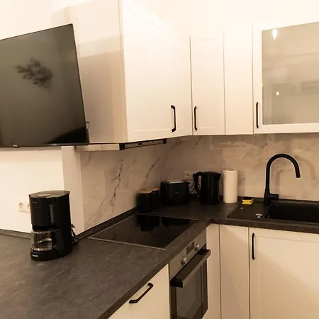 New 2-3 With Parking Near Train Station & Casino Lejlighed