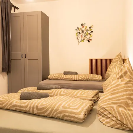 New 2-3 With Parking Near Train Station & Casino Lübeck