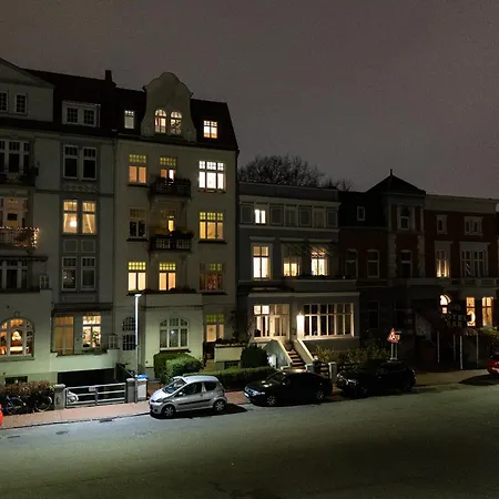New 2-3 With Parking Near Train Station & Casino Lejlighed