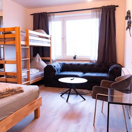New 2-3 With Parking Near Train Station & Casino Apartment *