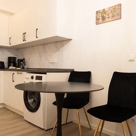 New 2-3 With Parking Near Train Station & Casino Lejlighed