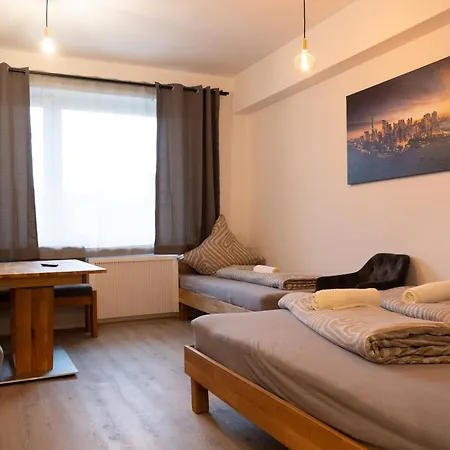 Apartment New 2-3 With Parking Near Train Station & Casino *