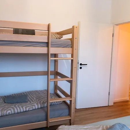 New 2-3 With Parking Near Train Station & Casino *